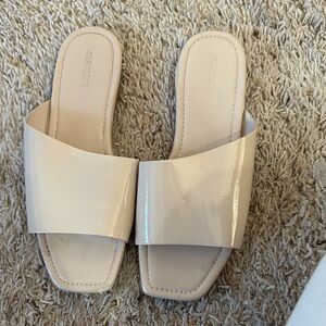 Old navy slip on sandals